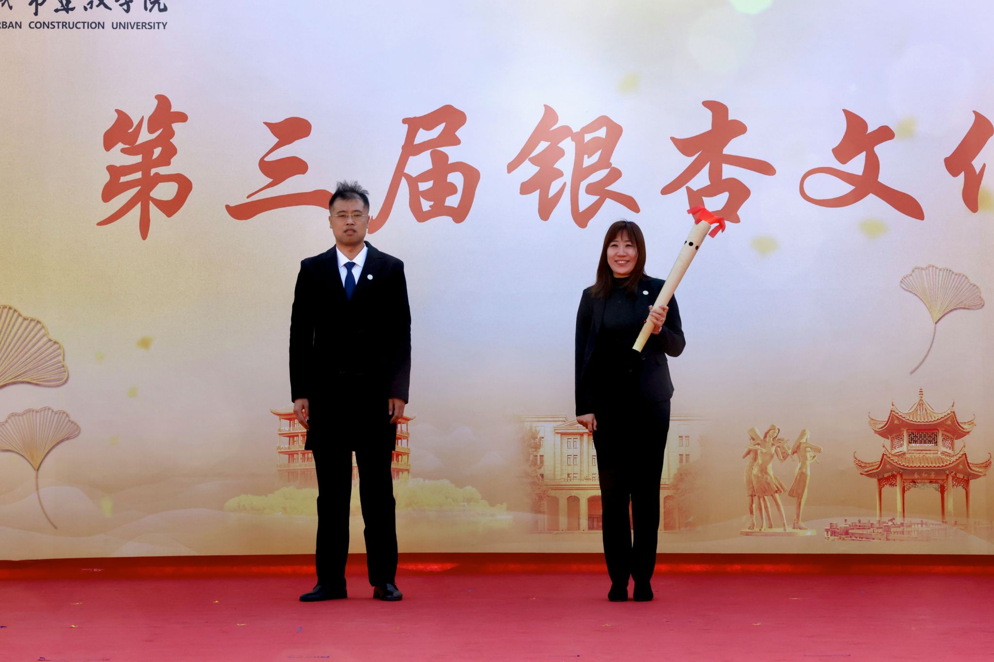 近6000人次的云端观众通过辽宁日报